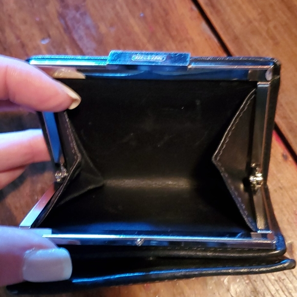 Genuine leather Coach wallet - Picture 4 of 6